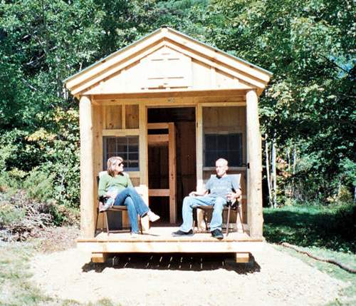 8x16 Bunkhouse - A happy couple enjoying the porch
